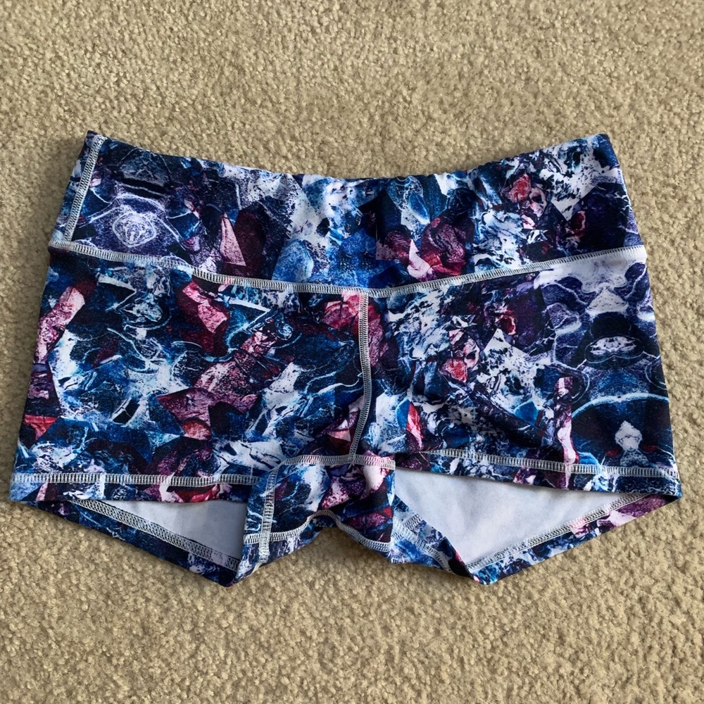 Fleo shorts 2.5”